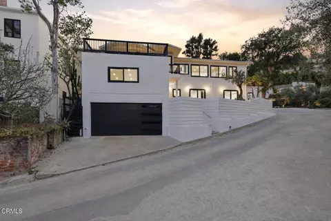 2001 Kenilworth Avenue Ave, Los Angeles, CA 90039