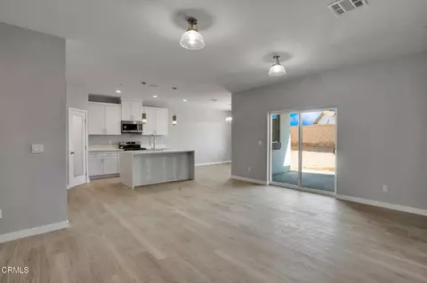Living - 45060 Andale Ave, Lancaster, CA 93535 photo 1 of 2