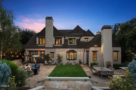 951 Descanso Dr, La Canada Flintridge, CA 91011