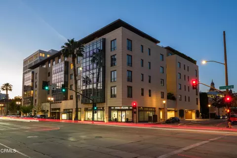 345 E Colorado Blvd #302, Pasadena, CA 91101
