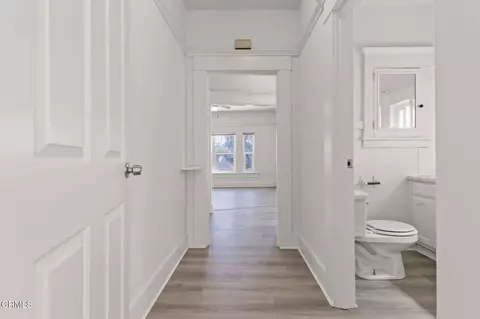 Entry Way - 421 N Euclid Ave, Pasadena, CA 91101 photo 5 of 5