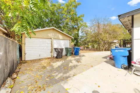 Exterior - 3633 Kansas Ave, Riverside, CA 92507 photo 3 of 7
