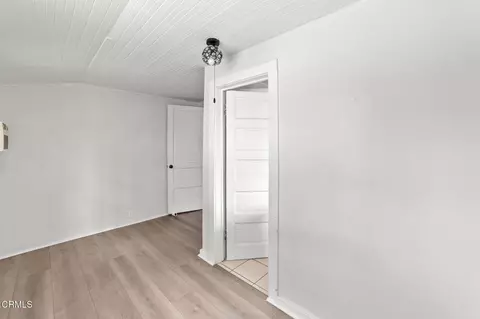 Entry Way - 3633 Kansas Ave, Riverside, CA 92507 photo 3 of 7