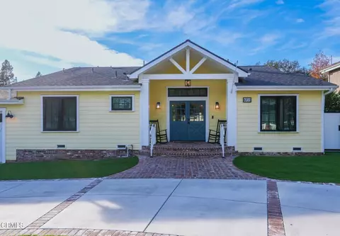 4703 Oakwood Ave, La Canada Flintridge, CA 91011