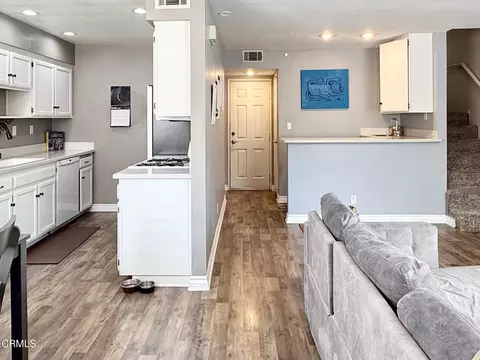 43429 30th St W #2, Lancaster, CA 93536