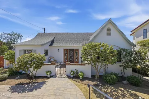 1124 E Mariposa St, Altadena, CA 91001