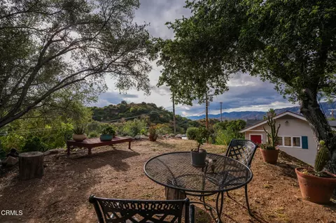 Exterior - 7078 High Cliff Trl, Tujunga, CA 91042 photo 14 of 16
