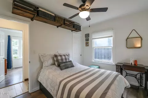 Bedroom - 7078 High Cliff Trl, Tujunga, CA 91042 photo 3 of 7