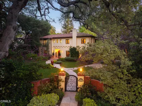 4400 Oakwood Ave, La Canada Flintridge, CA 91011