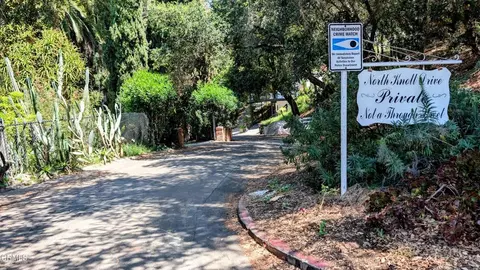 3530 N Knoll Dr, Los Angeles, CA 90068