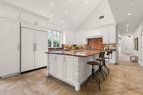 Kitchen - 314 S Orchard Dr, Burbank, CA 91506 photo 1 of 3