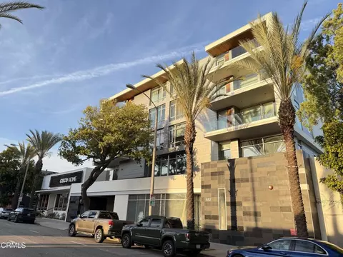 482 S Arroyo #410, Pasadena, CA 91105