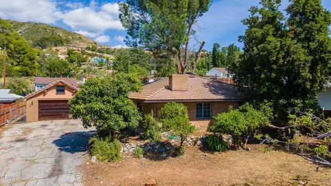 10646 Samoa Ave, Tujunga, CA 91042