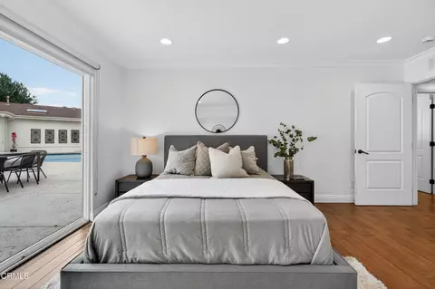 Bedroom - 9325 La Shell Dr, Tujunga, CA 91042 photo 2 of 6