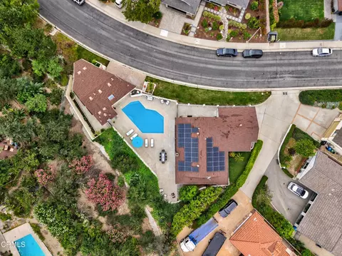 View/Area - 9325 La Shell Dr, Tujunga, CA 91042 photo 6 of 8