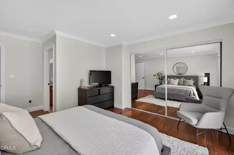 Bedroom - 9325 La Shell Dr, Tujunga, CA 91042 photo 1 of 6