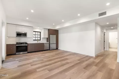 139 S Oak Knoll Ave #304, Pasadena, CA 91101