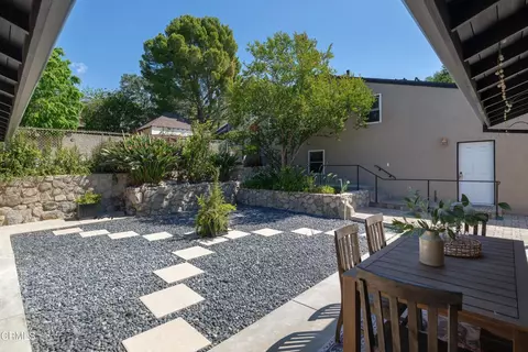 Exterior - 2423 Laughlin Ave, La Crescenta, CA 91214 photo 7 of 13