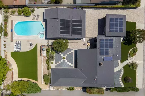 View/Area - 2423 Laughlin Ave, La Crescenta, CA 91214 photo 2 of 3