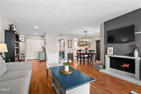 211 Linwood Ave #C, Monrovia, CA 91016