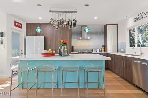 1091 Briarcliff Rd, Monrovia, CA 91016