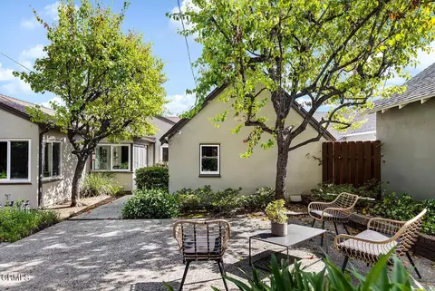 Exterior - 1833 Morada Pl Pl, Altadena, CA 91001 photo 3 of 8