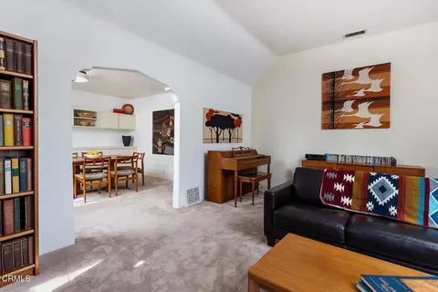 Living - 1833 Morada Pl Pl, Altadena, CA 91001 photo 4 of 4