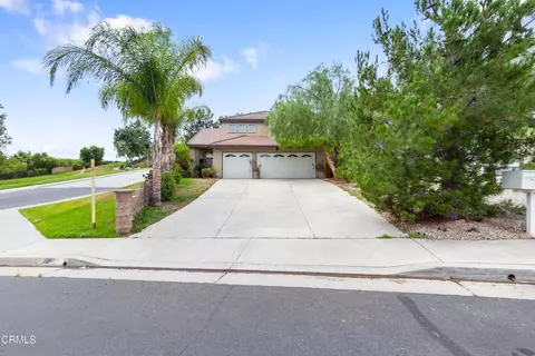 620 Avondale Dr, Corona, CA 92879