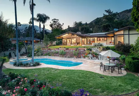 1724 E Loma Alta Dr, Altadena, CA 91001