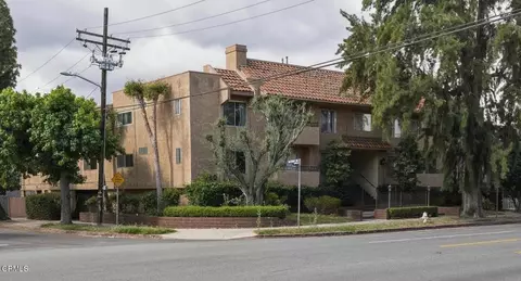 12940 Riverside Dr #106, Sherman Oaks, CA 91423