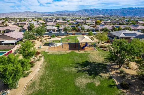 View/Area - 84319 Cigno Ct, Indio, CA 92203 photo 2 of 3