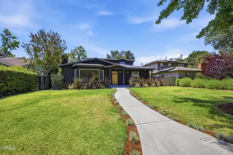 168 Lamour Dr, La Canada Flintridge, CA 91011