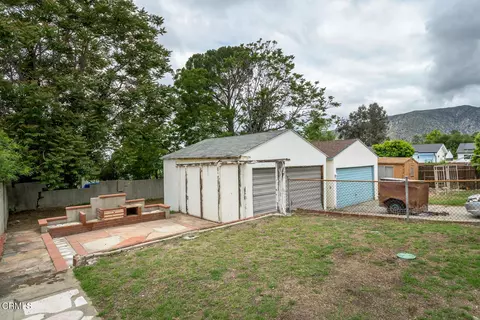 Exterior - 10611 Redmont Ave, Tujunga, CA 91042 photo 3 of 9