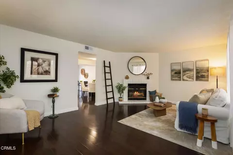 416 Ivy St #3, Glendale, CA 91204