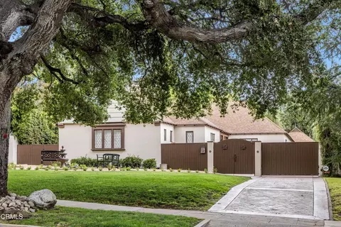 1096 N Holliston Ave, Pasadena, CA 91104