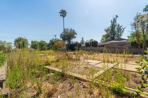 1650 E Mendocino St, Altadena, CA 91001