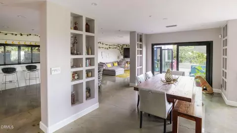 Dining - 1411 Edgehill Pl, Pasadena, CA 91103 photo 3 of 5