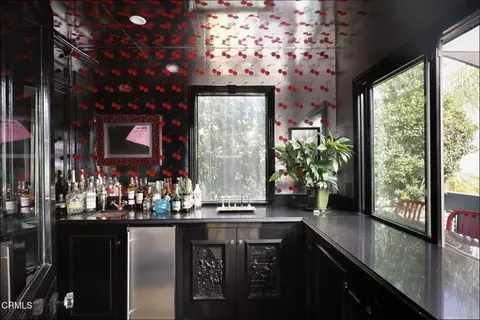 Kitchen - 1411 Edgehill Pl, Pasadena, CA 91103 photo 1 of 3