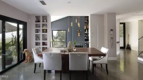 Dining - 1411 Edgehill Pl, Pasadena, CA 91103 photo 1 of 5