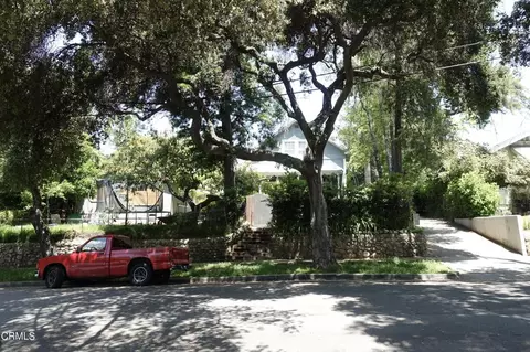 351 Adena St, Pasadena, CA 91104 photo 2