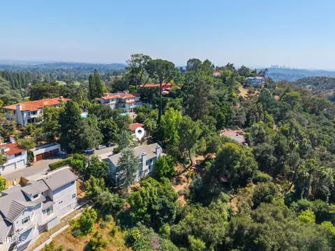 View/Area - 405 Woodcliffe Rd, Pasadena, CA 91105 photo 1 of 3