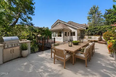 Exterior - 405 Woodcliffe Rd, Pasadena, CA 91105 photo 10 of 14