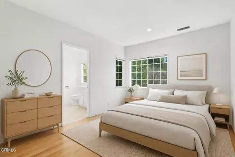 Bedroom - 405 Woodcliffe Rd, Pasadena, CA 91105 photo 8 of 8