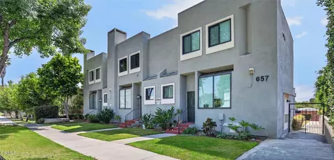 657 S Marengo Ave #4, Pasadena, CA 91106
