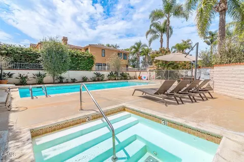 Exterior - 101 Rios Ct, Solana Beach, CA 92075 photo 9 of 11