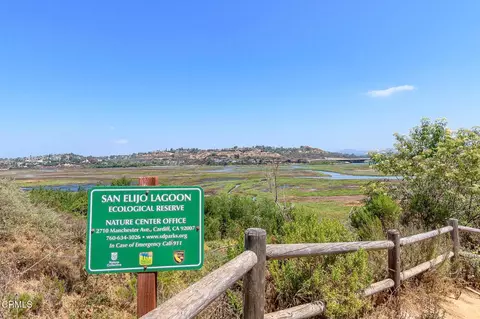 View/Area - 101 Rios Ct, Solana Beach, CA 92075 photo 3 of 14