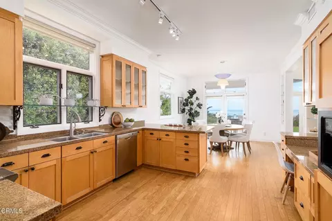 Kitchen - 101 Rios Ct, Solana Beach, CA 92075 photo 1 of 5