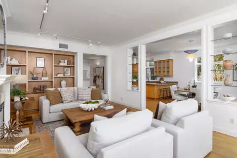 Living - 101 Rios Ct, Solana Beach, CA 92075 photo 4 of 4