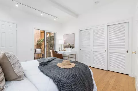 Bedroom - 101 Rios Ct, Solana Beach, CA 92075 photo 6 of 7
