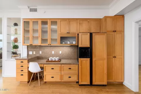 Kitchen - 101 Rios Ct, Solana Beach, CA 92075 photo 5 of 5